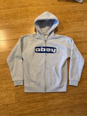 Obey light gray embroidered front logo zip up hoodie